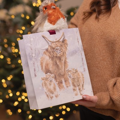 Large christmas gift bag A highland christmas
